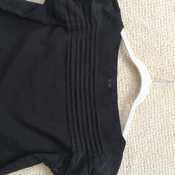 Theory Black Capped Sleeve Linen Blouse - Picture 2 of 7